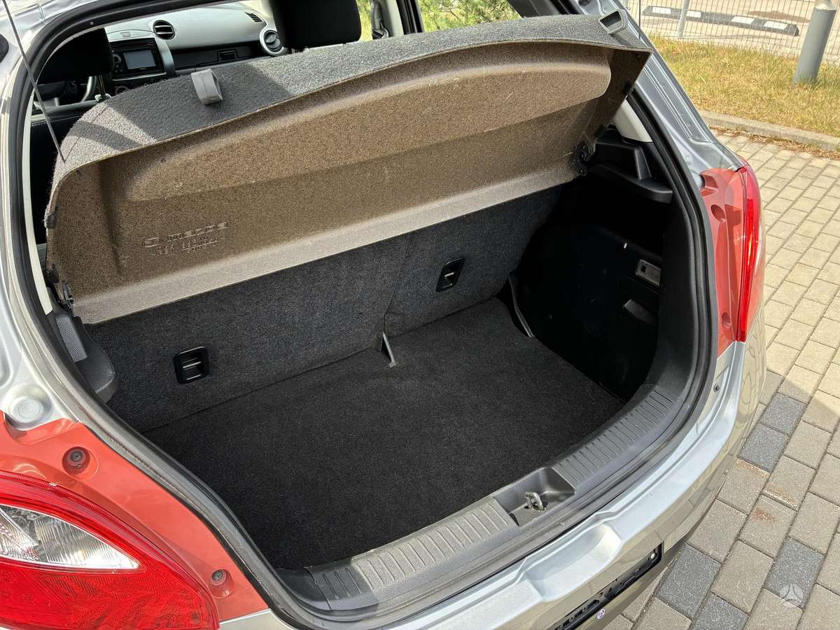 Mazda 2, 1.4 l., hatchback