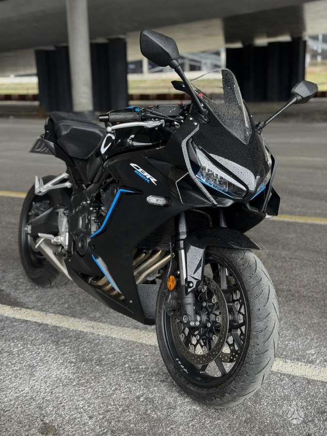 Honda CBR, снегоходы