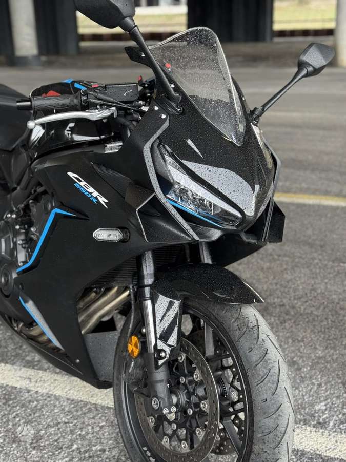 Honda CBR, снегоходы