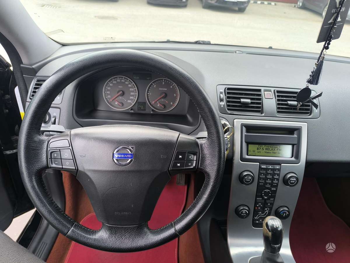 Volvo C30, 2.0 l., hatchback