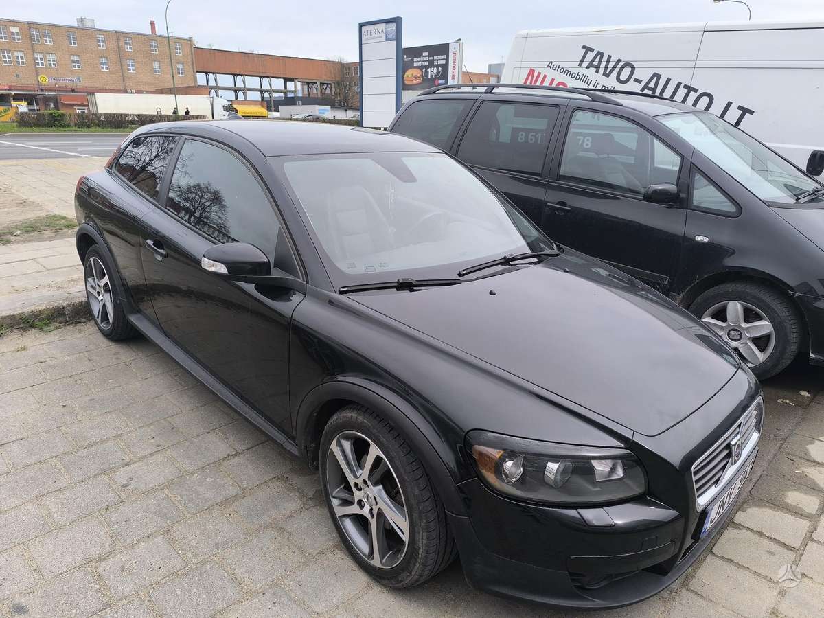 Volvo C30, 2.0 l., hatchback