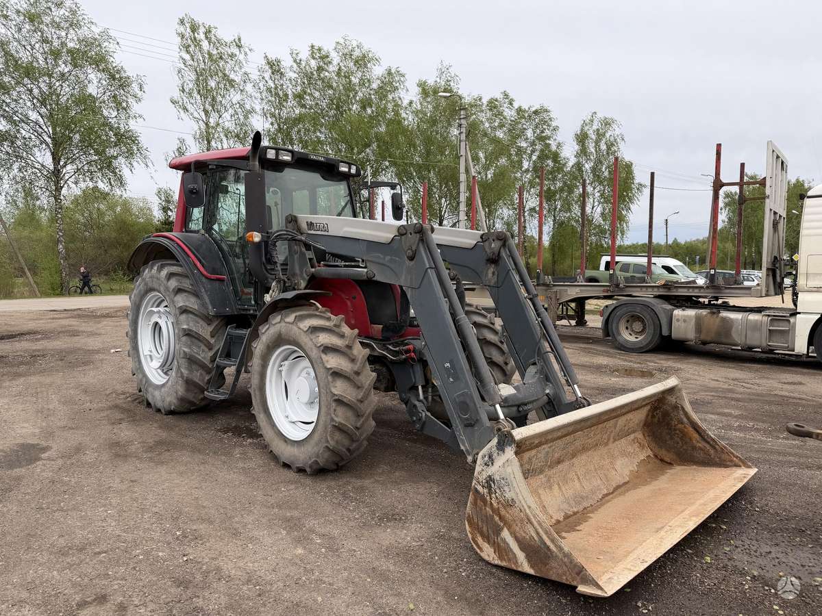 Valtra N141, тракторы