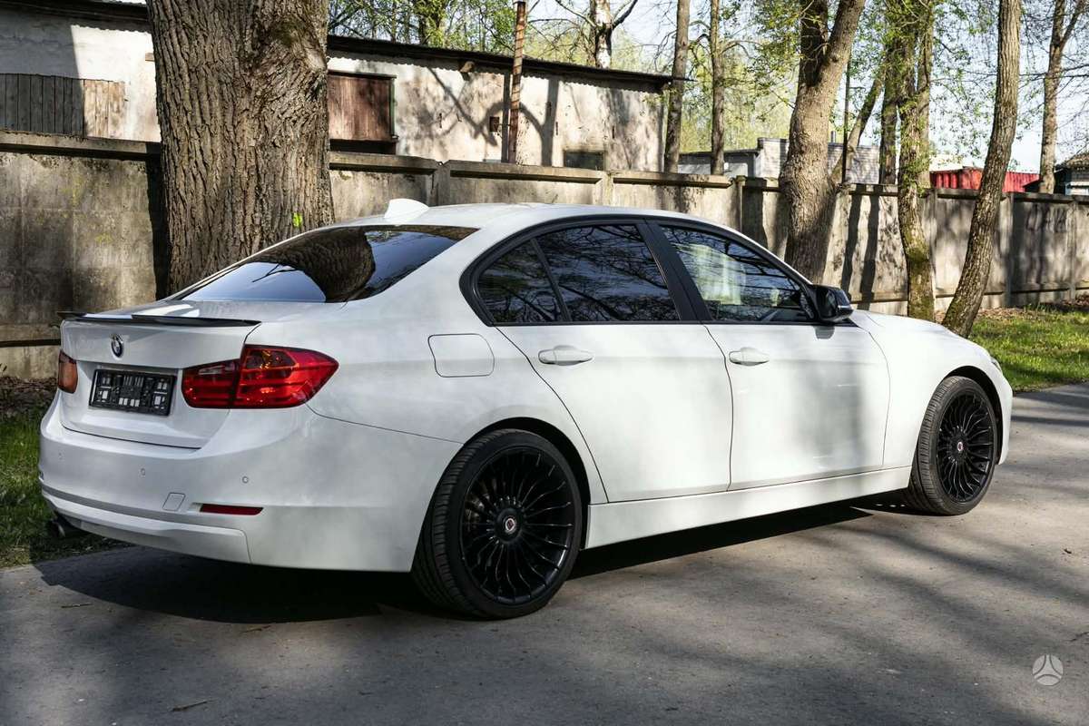 BMW 328, 2.0 l., Седан