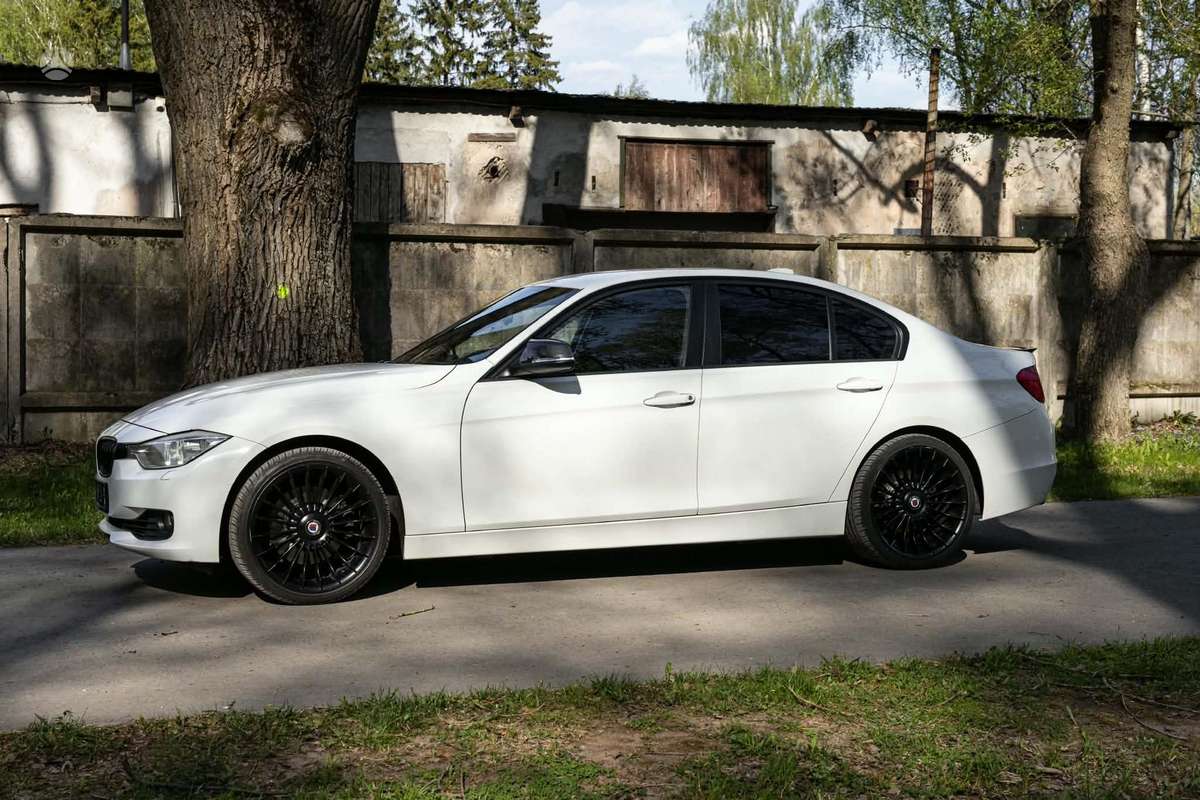BMW 328, 2.0 l., Седан