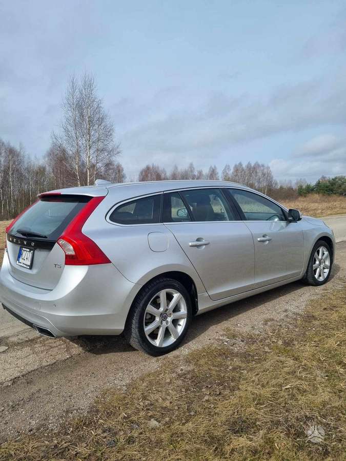 Volvo V60 - 4