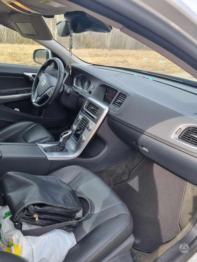 Volvo V60 - 6