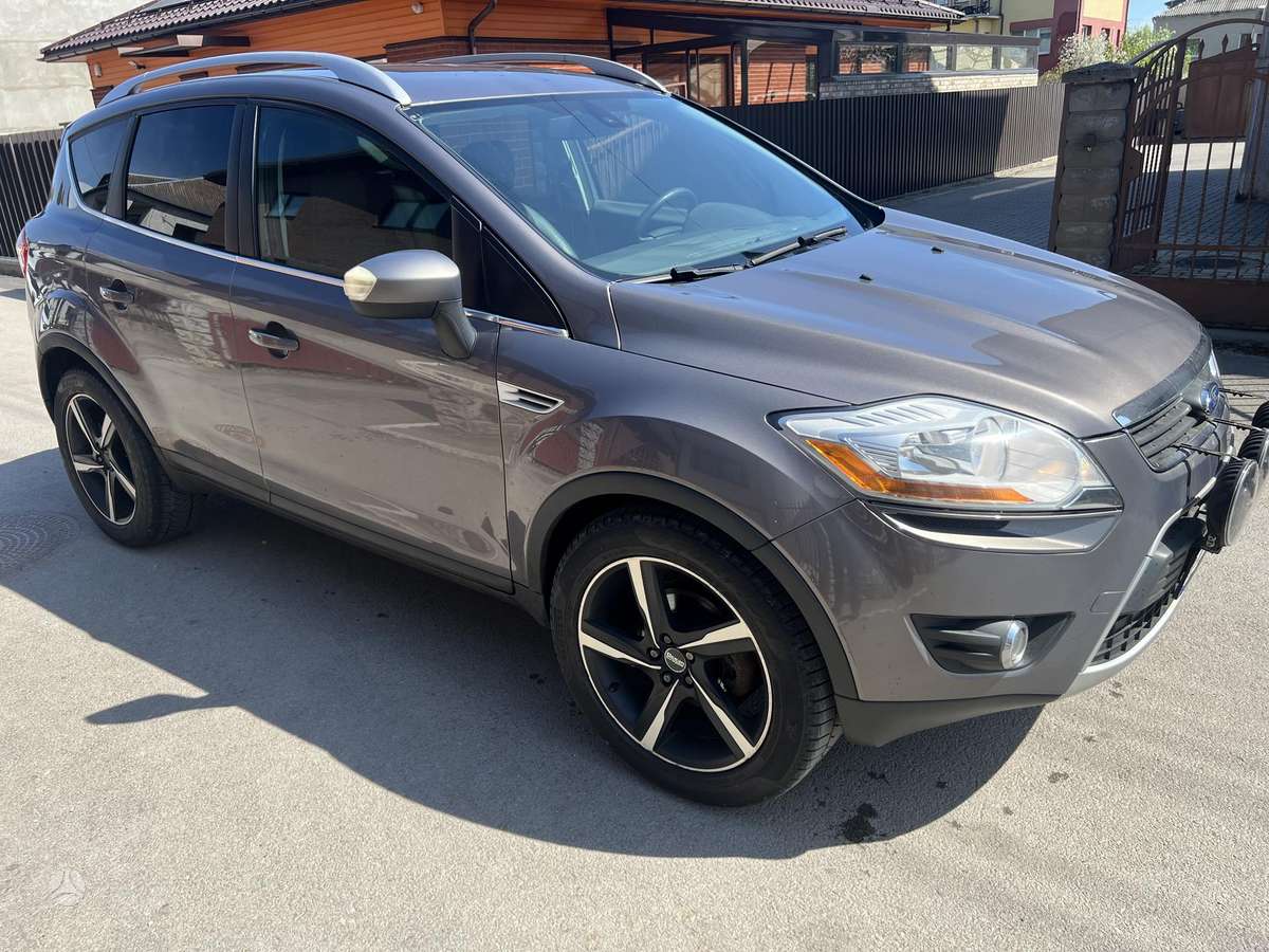 Ford Kuga, 2.0 l., off-road / crossover