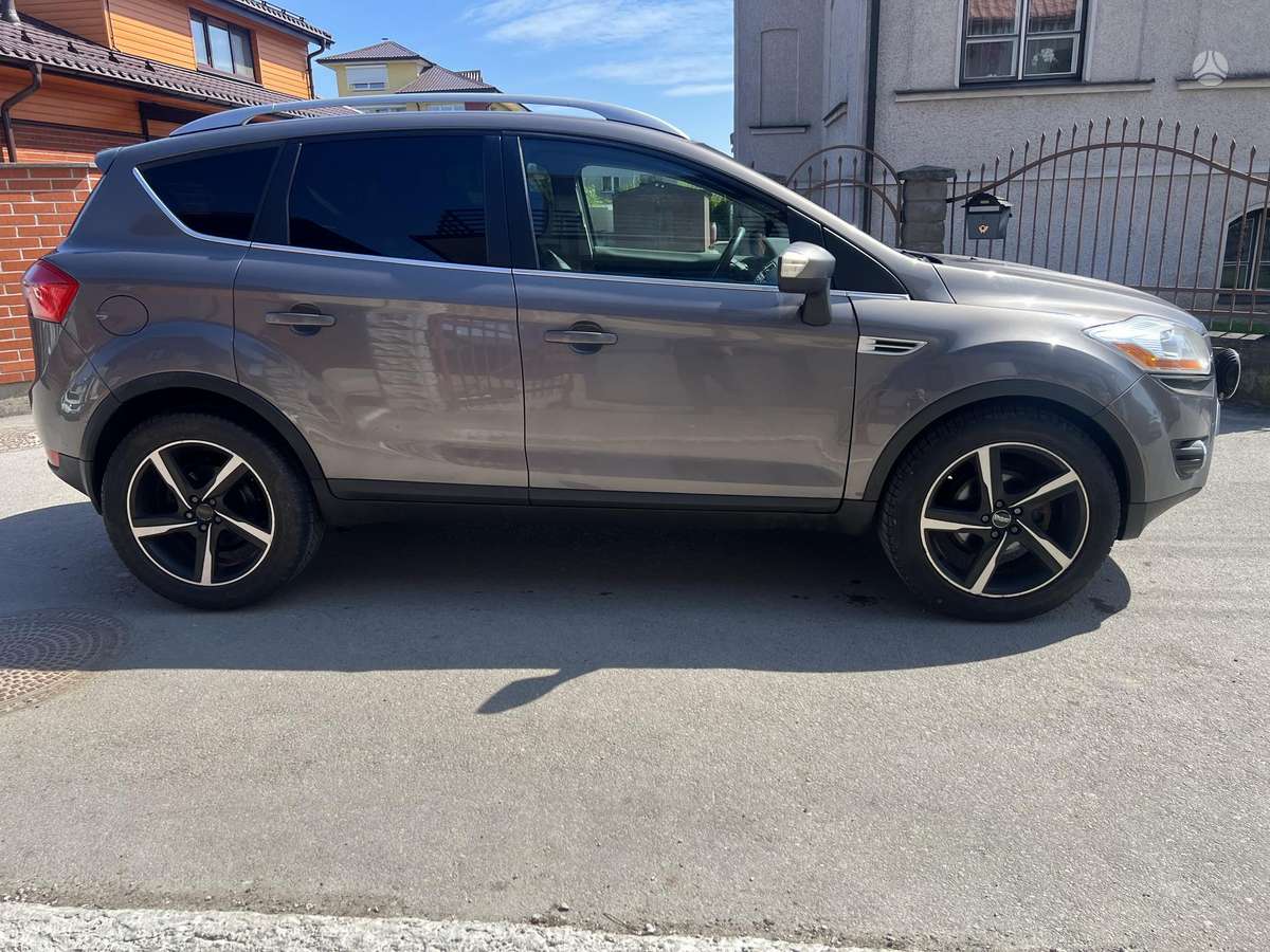 Ford Kuga, 2.0 l., off-road / crossover