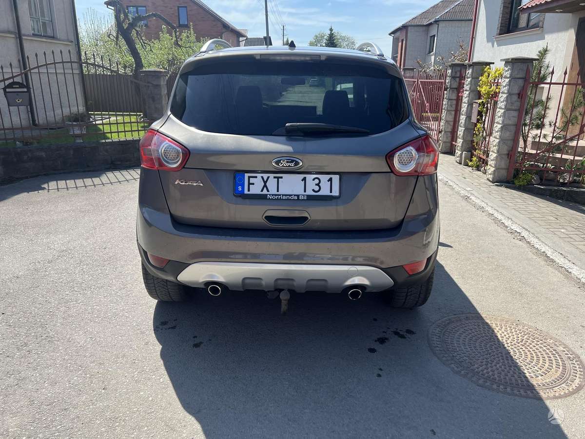 Ford Kuga, 2.0 l., off-road / crossover