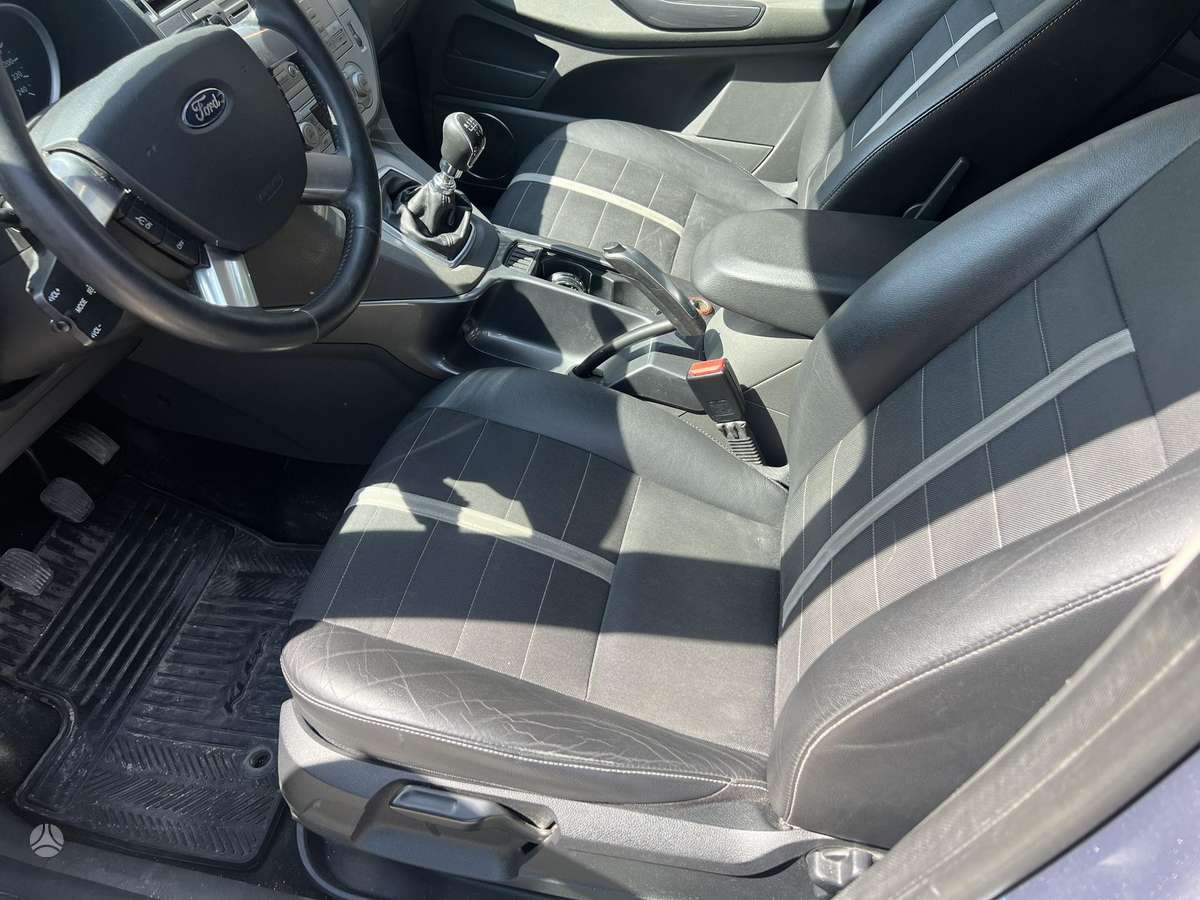 Ford Kuga, 2.0 l., off-road / crossover