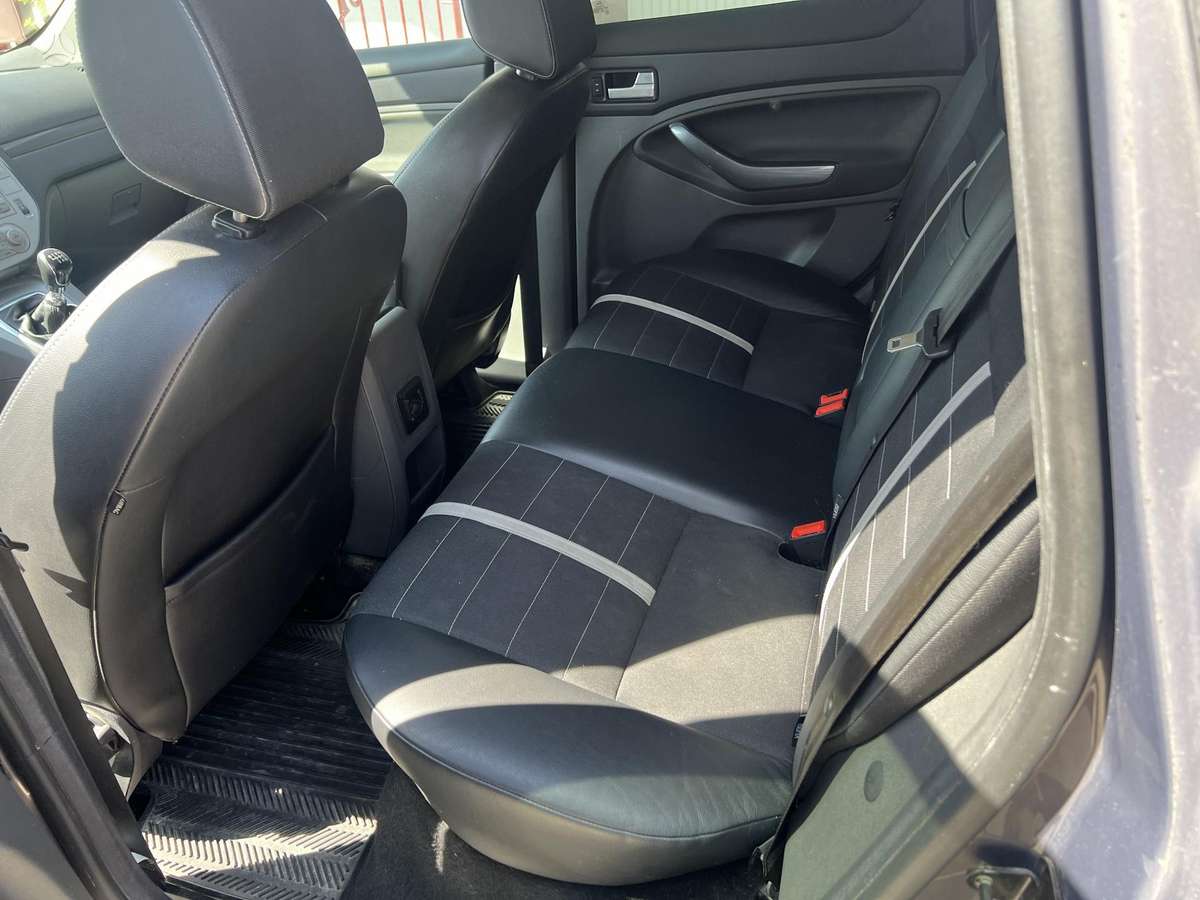 Ford Kuga, 2.0 l., off-road / crossover