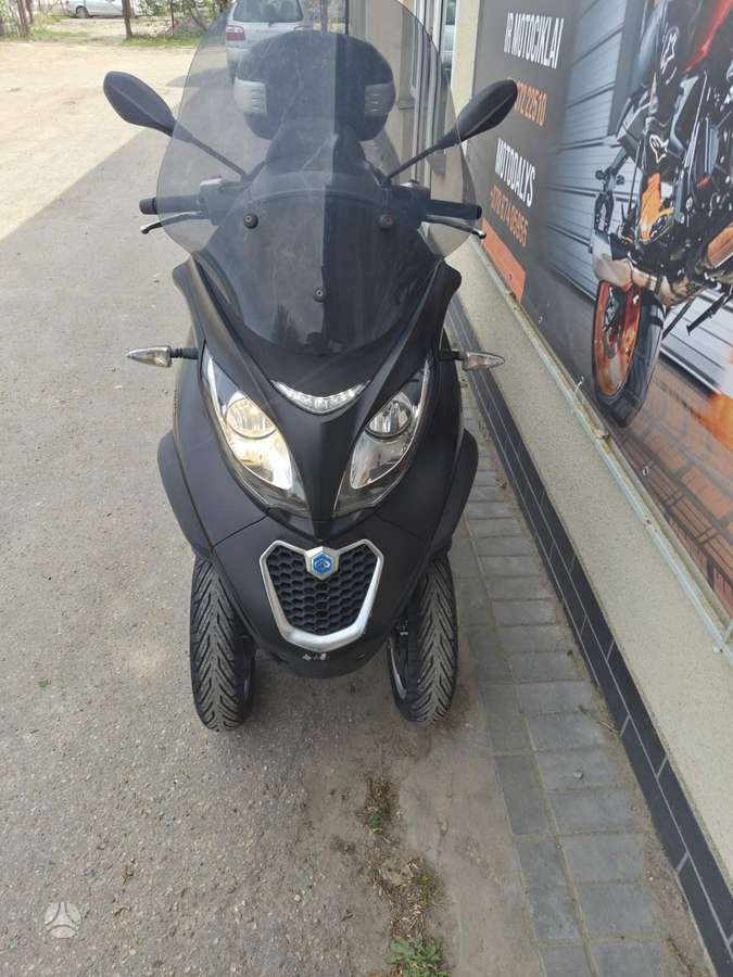 Piaggio MP3 350cc, мотороллеры / мопеды