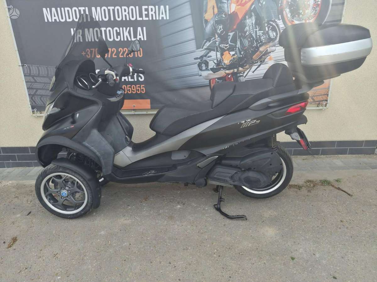 Piaggio MP3 350cc, scooters / mopeds