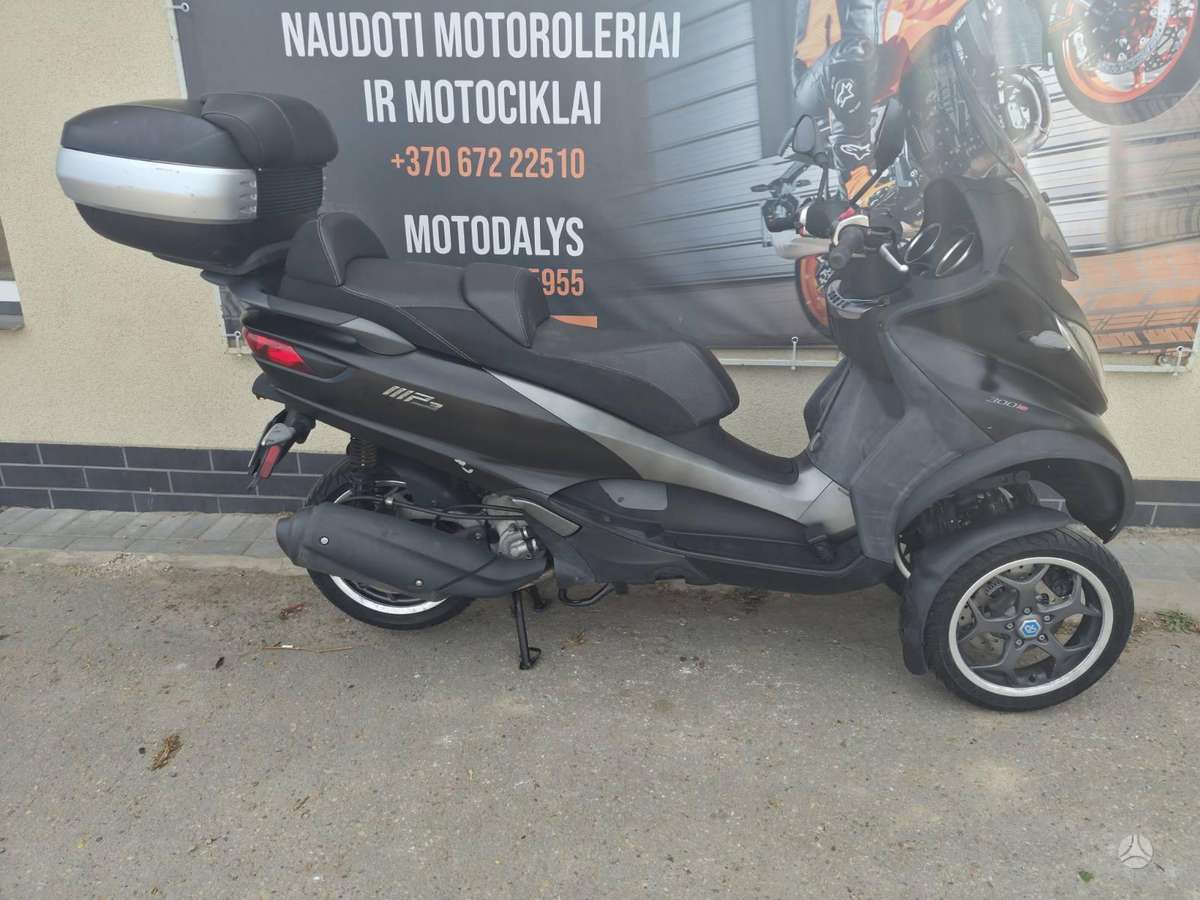 Piaggio MP3 350cc, scooters / mopeds