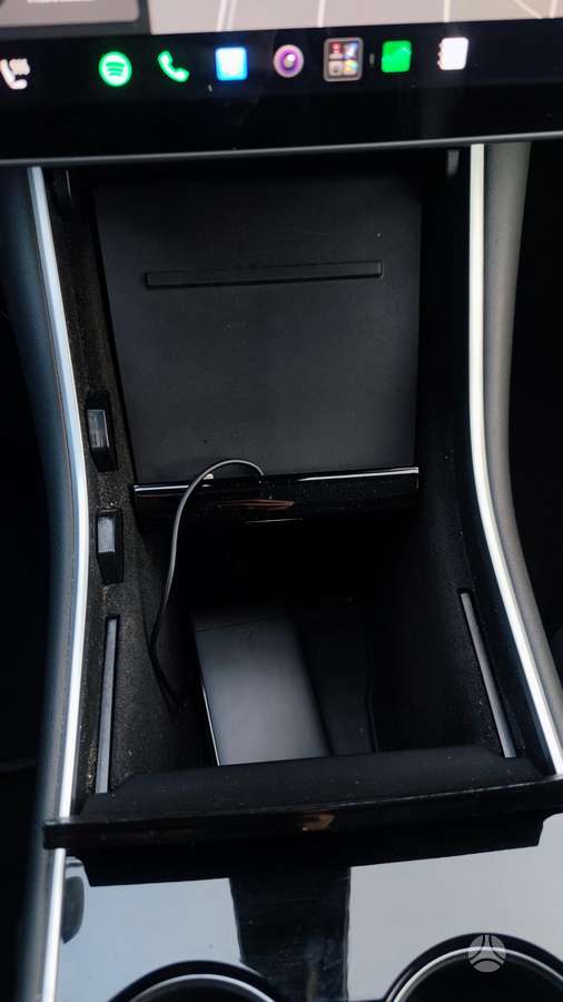 Tesla Model 3, 81 kWh, hatchback
