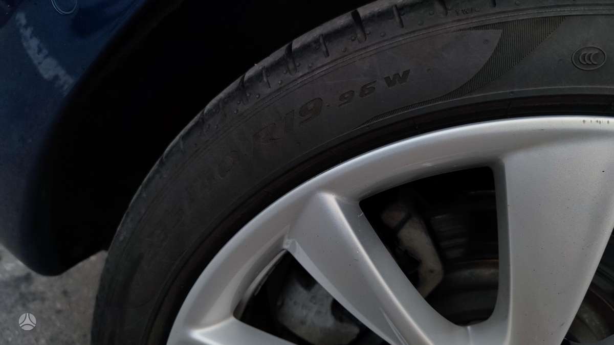 Tesla Model 3, 81 кВт·ч, Хэтчбек