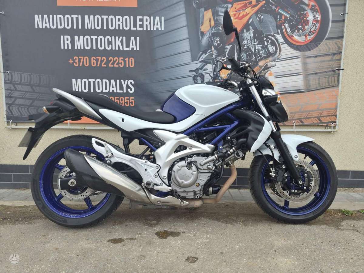 Suzuki SFV (Gladius) 650cc, street / classic
