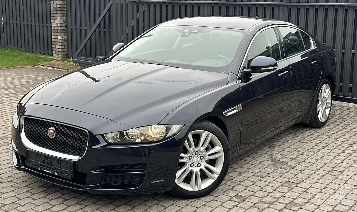 Jaguar XE, 2.0 l., Седан