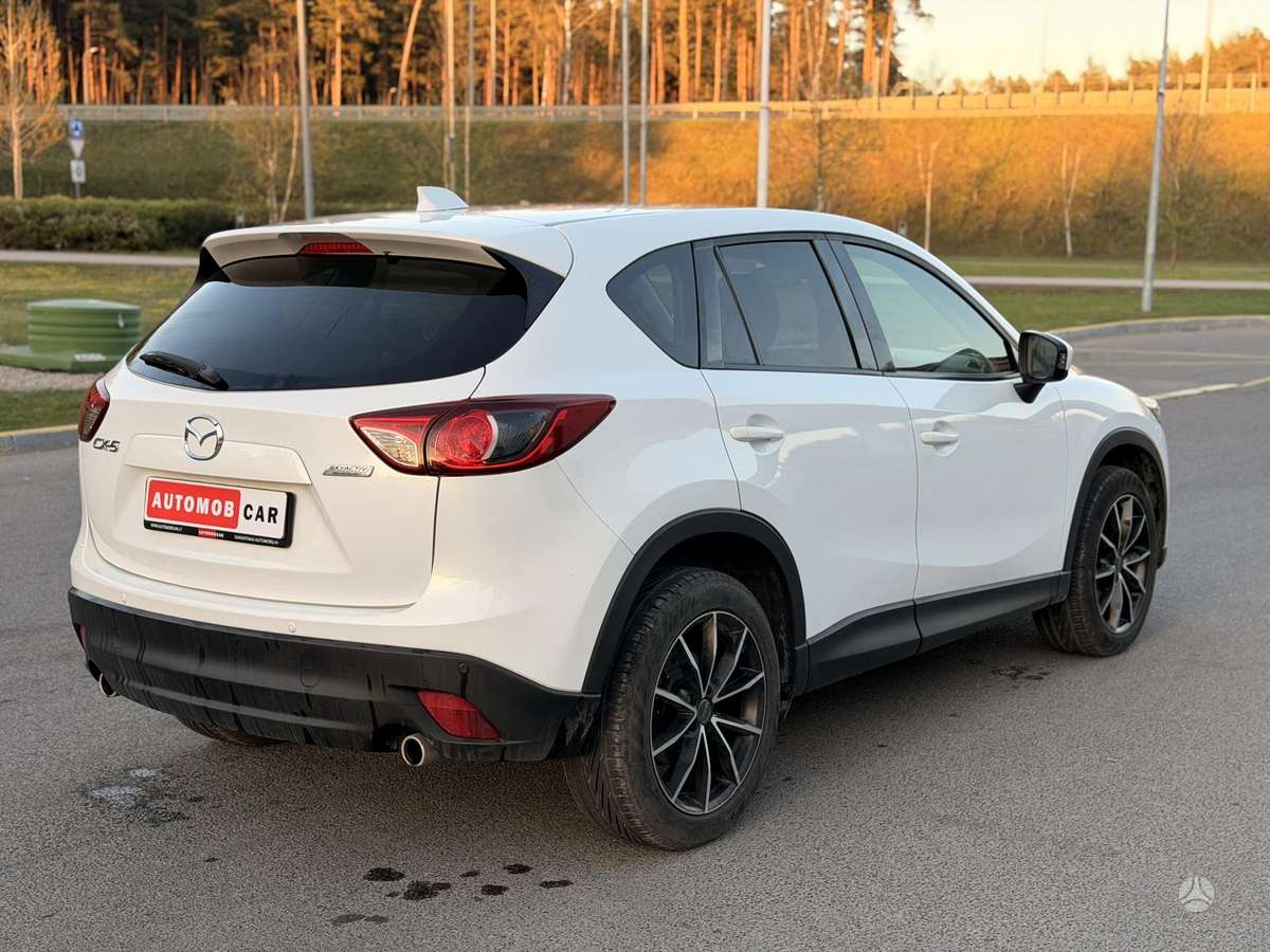Mazda CX-5, 2.2 l., off-road / crossover