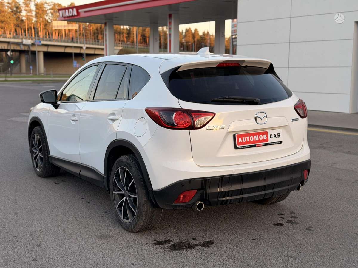 Mazda CX-5, 2.2 l., off-road / crossover