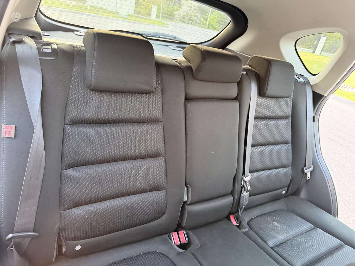 Mazda CX-5, 2.2 l., off-road / crossover