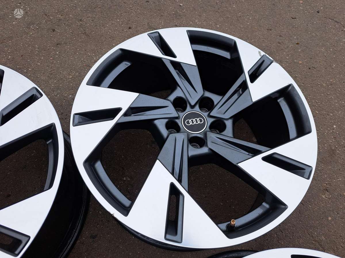 Audi Q7 Q5 A7 A6, light alloy, R20
