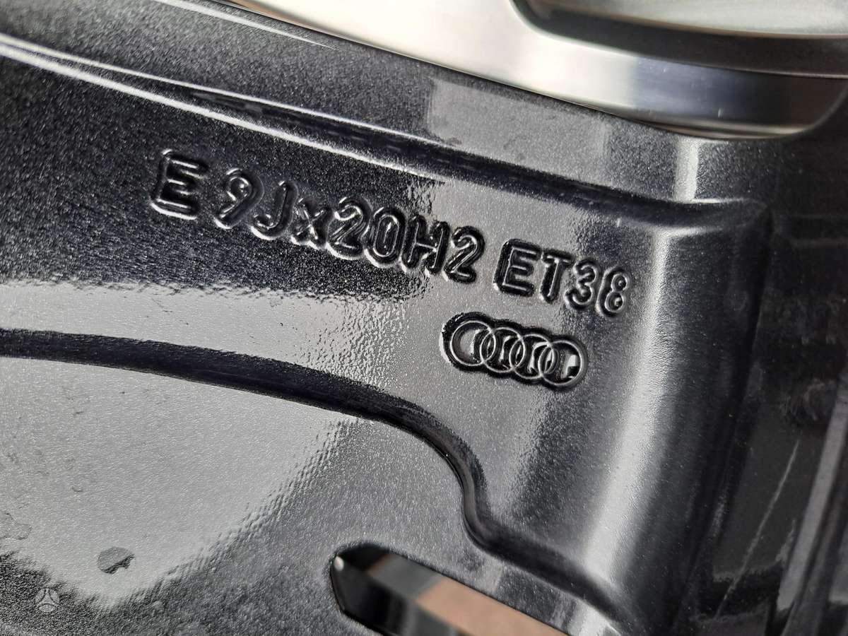Audi Q7 Q5 A7 A6, light alloy, R20