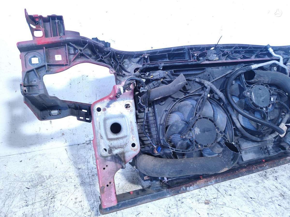 Ford Mondeo hood (front, rear)