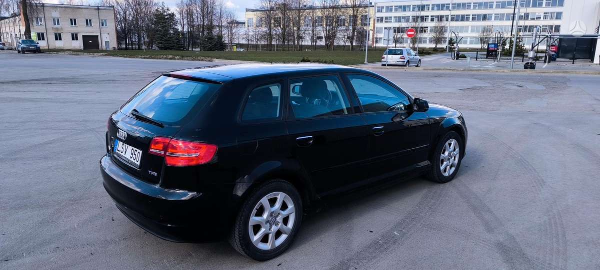 Audi A3, 1.2 l., hatchback