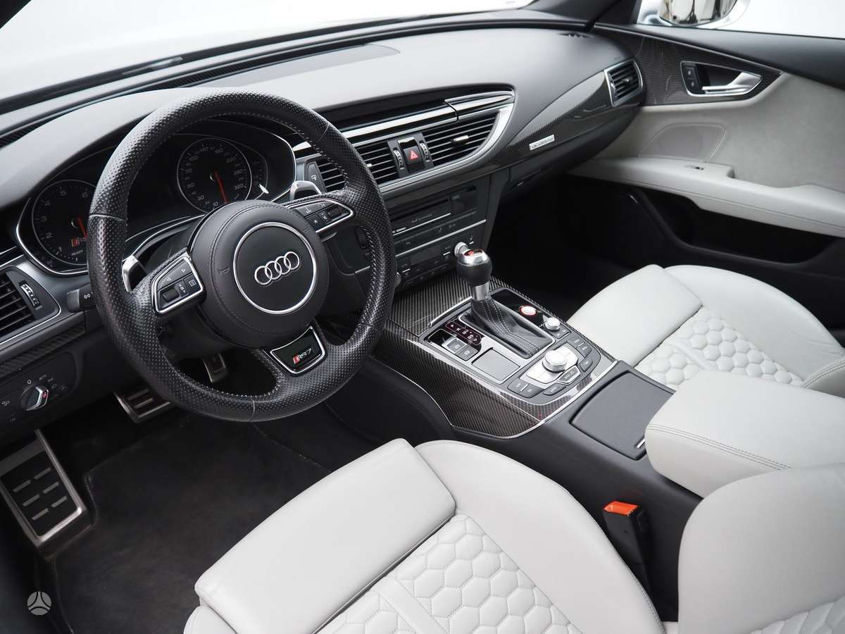 Audi RS 7, 4.0 l., Хэтчбек