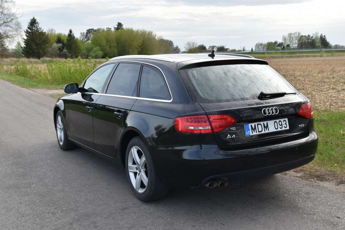 Audi A4, 2.0 l., universalas
