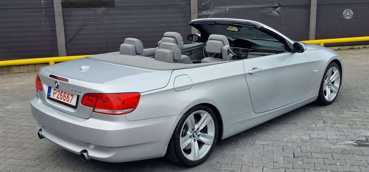 BMW 335, 3.0 l., convertible