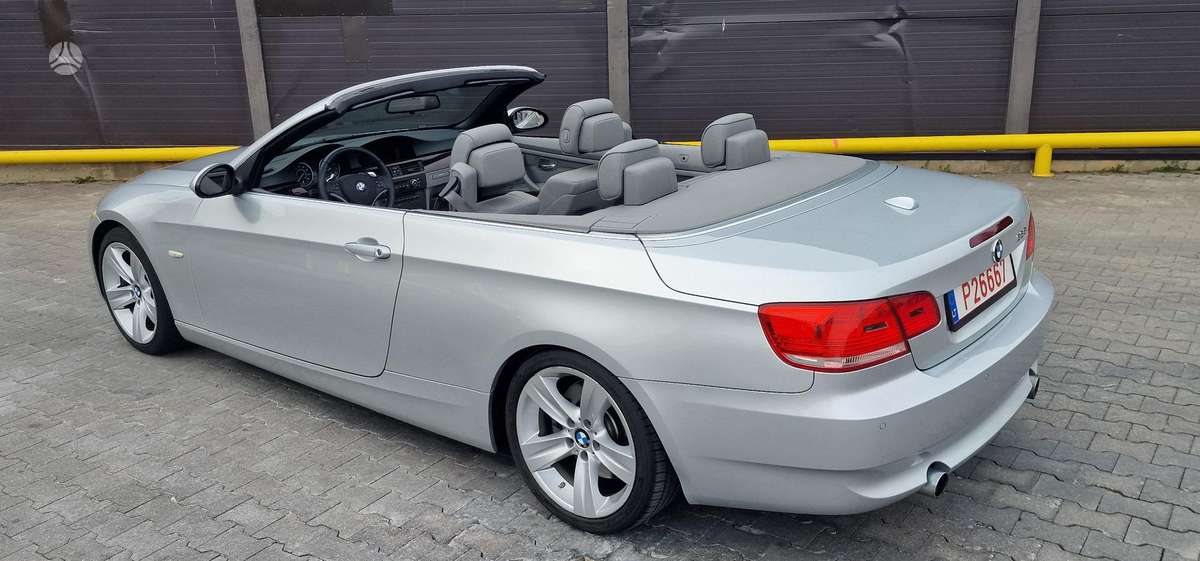 BMW 335, 3.0 l., convertible
