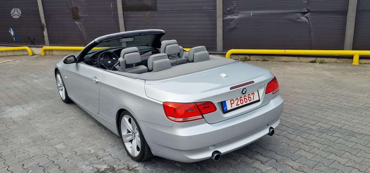 BMW 335, 3.0 l., convertible