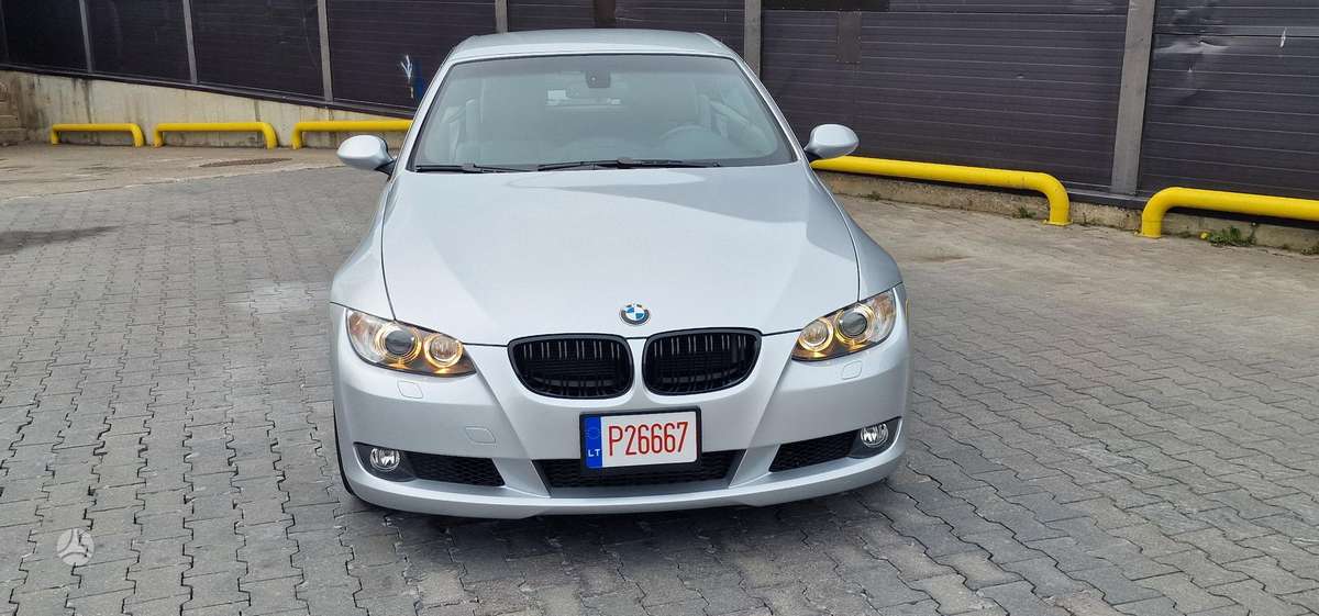 BMW 335, 3.0 l., convertible