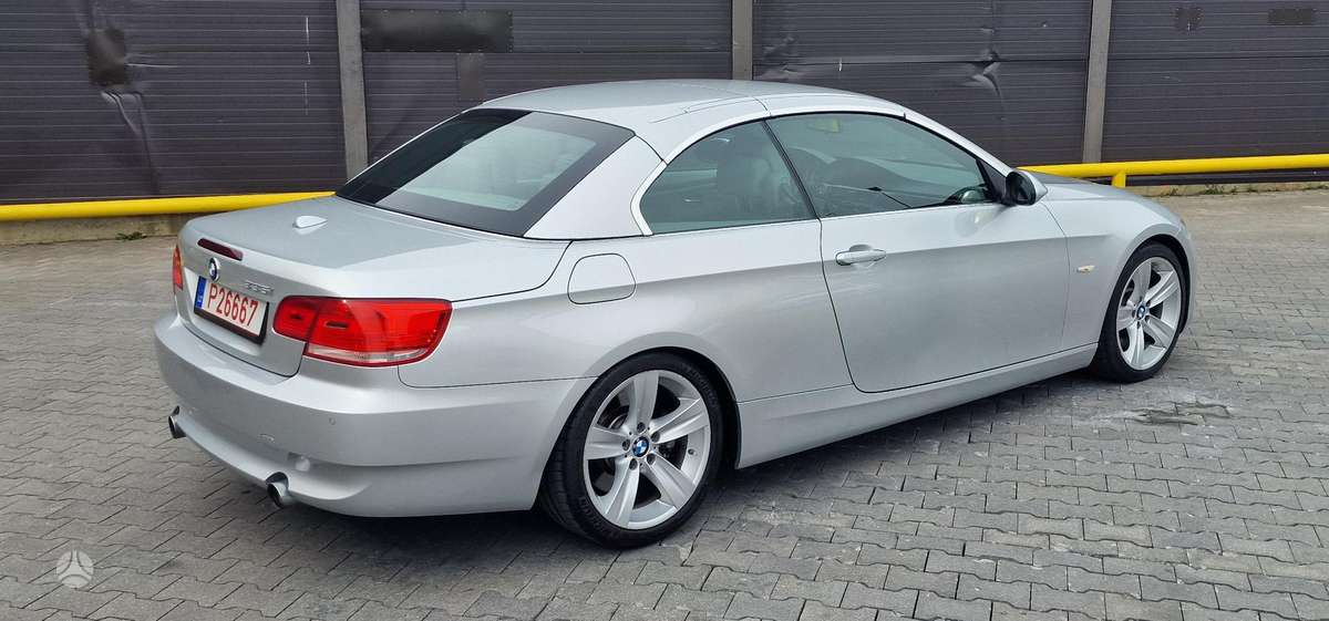 BMW 335, 3.0 l., convertible