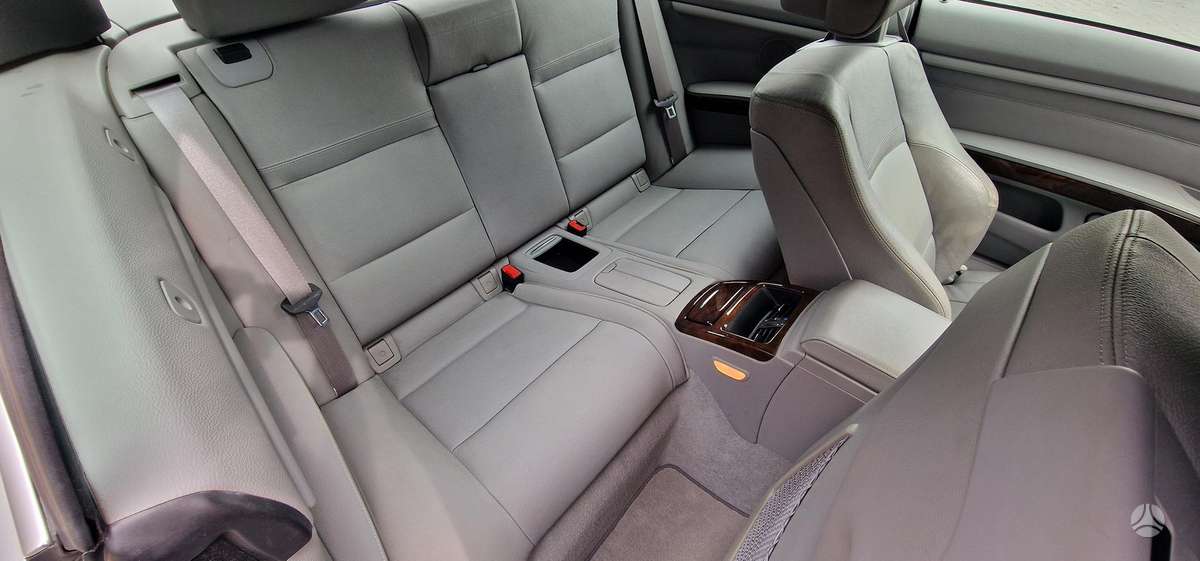 BMW 335, 3.0 l., convertible