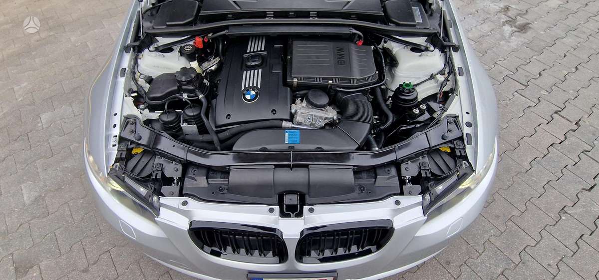 BMW 335, 3.0 l., convertible