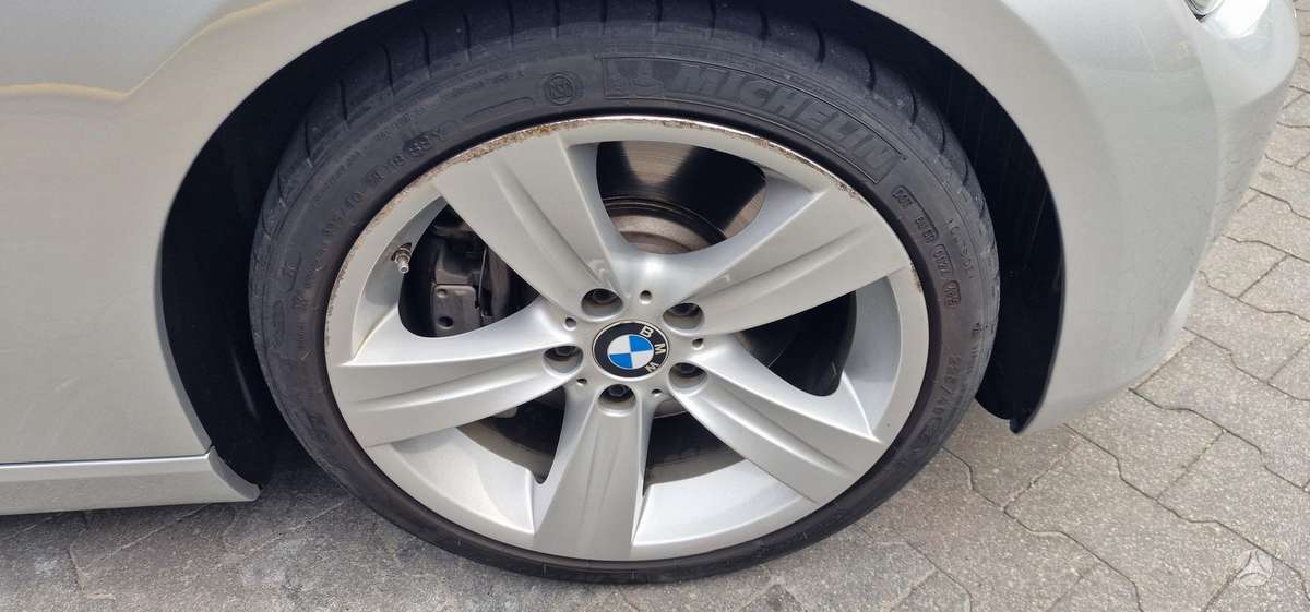BMW 335, 3.0 l., convertible
