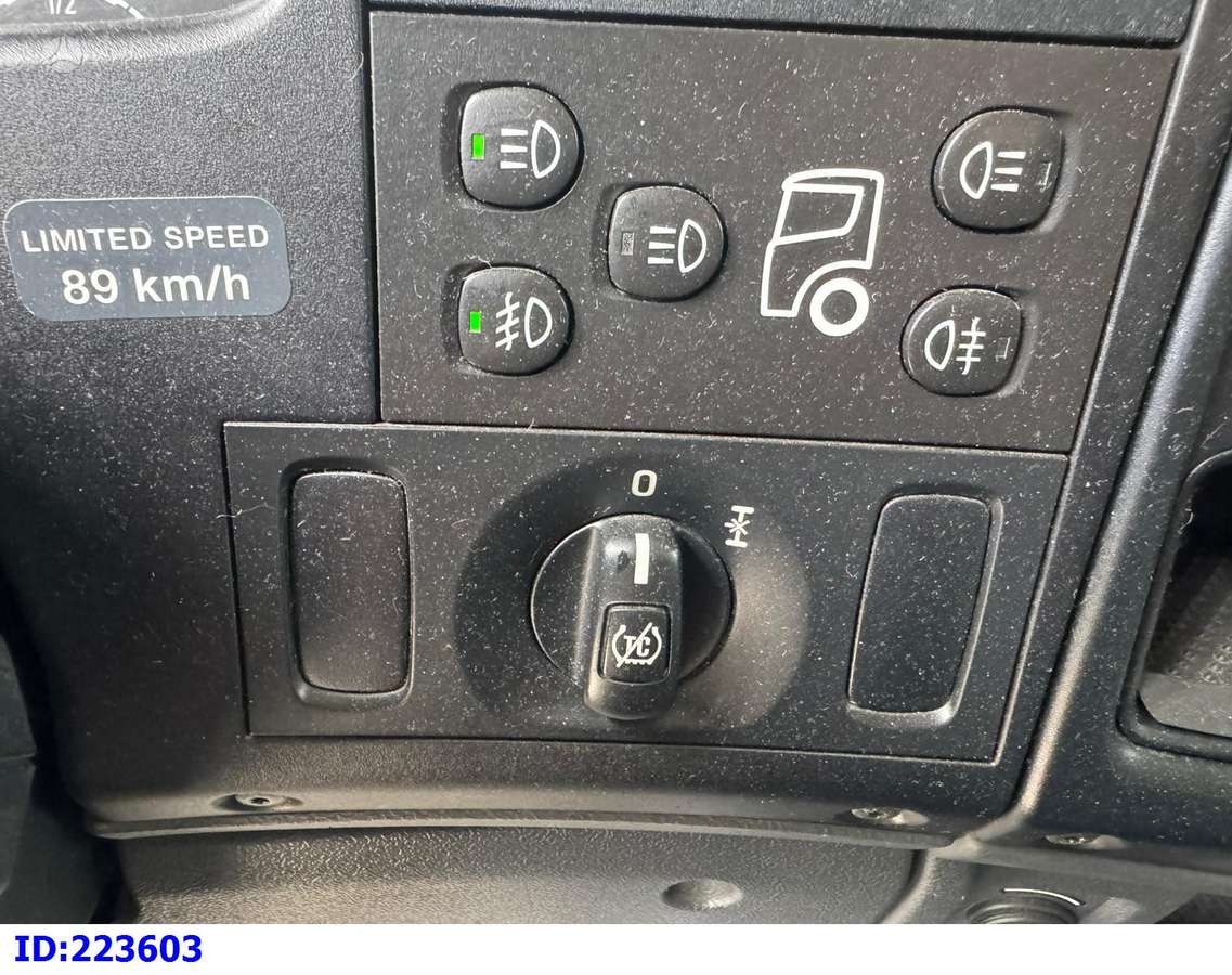 Scania R410 4x2 Manual Hydraulic, single sleeper