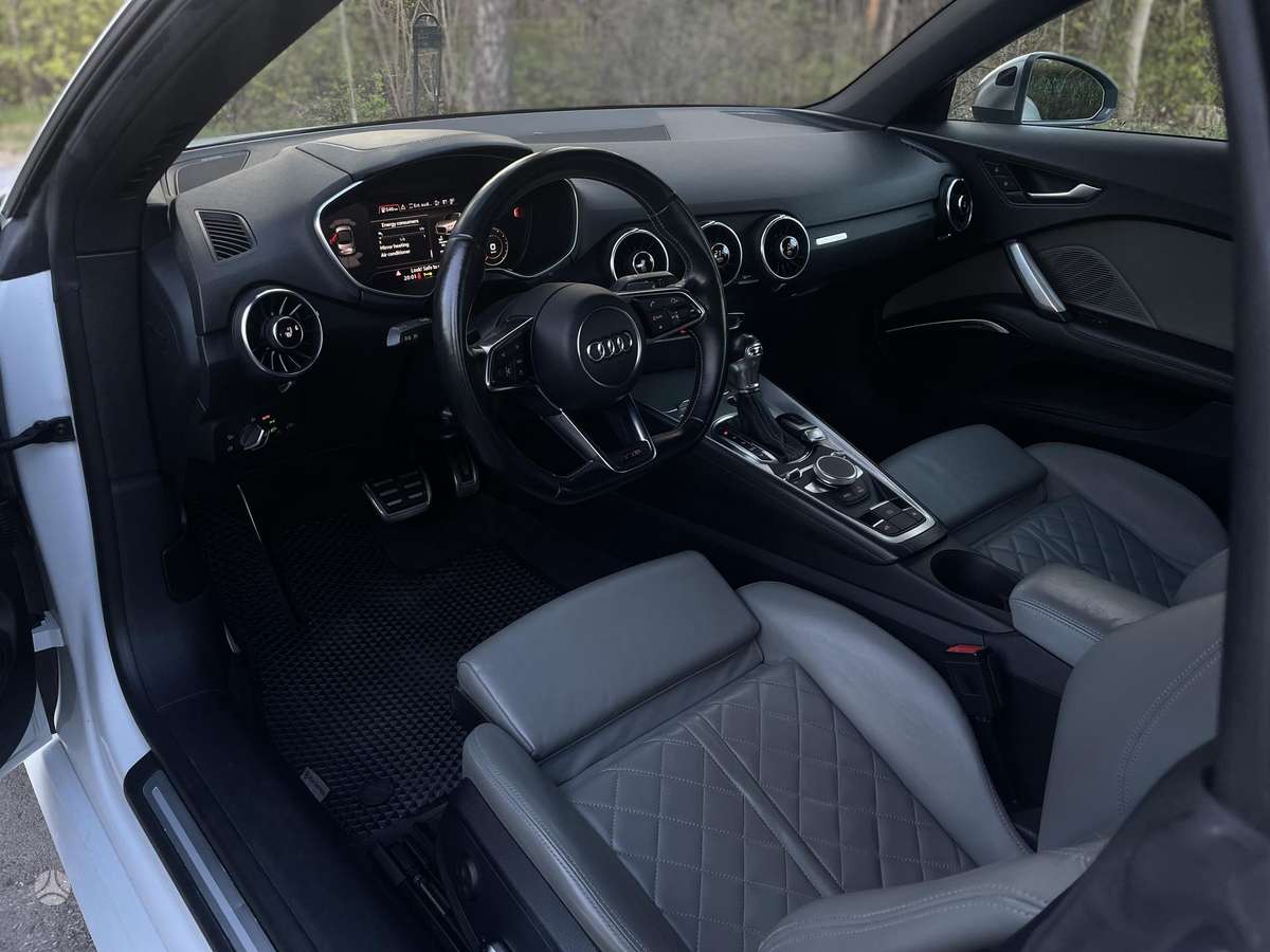 Audi TT, 2.0 l., Кабриолет