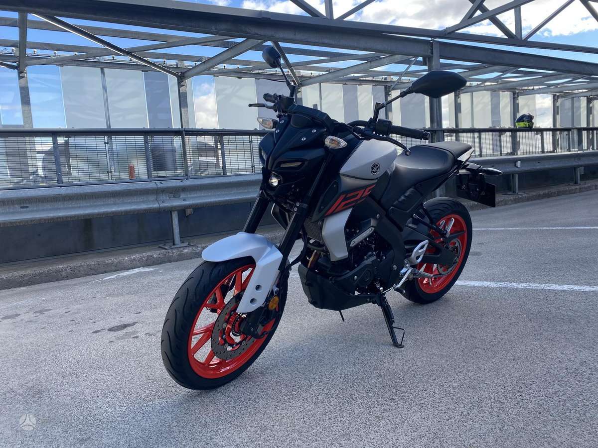 Yamaha MT 125 124cc, street / классические
