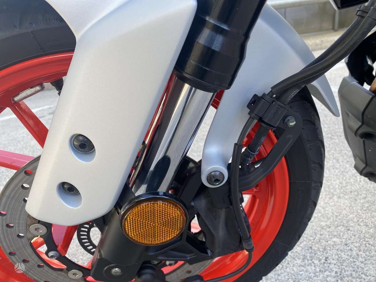 Yamaha MT 125 124cc, street / классические