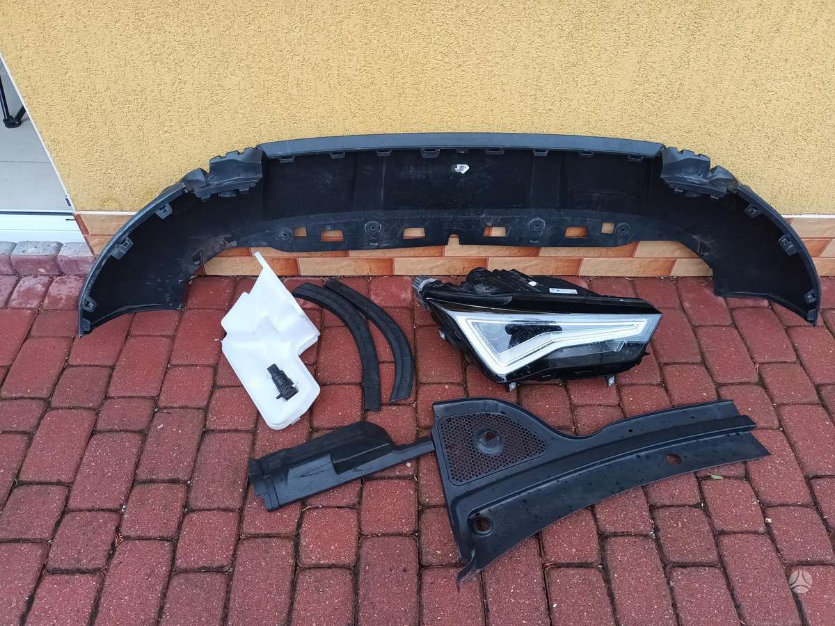 Seat Ateca bumpers, lights