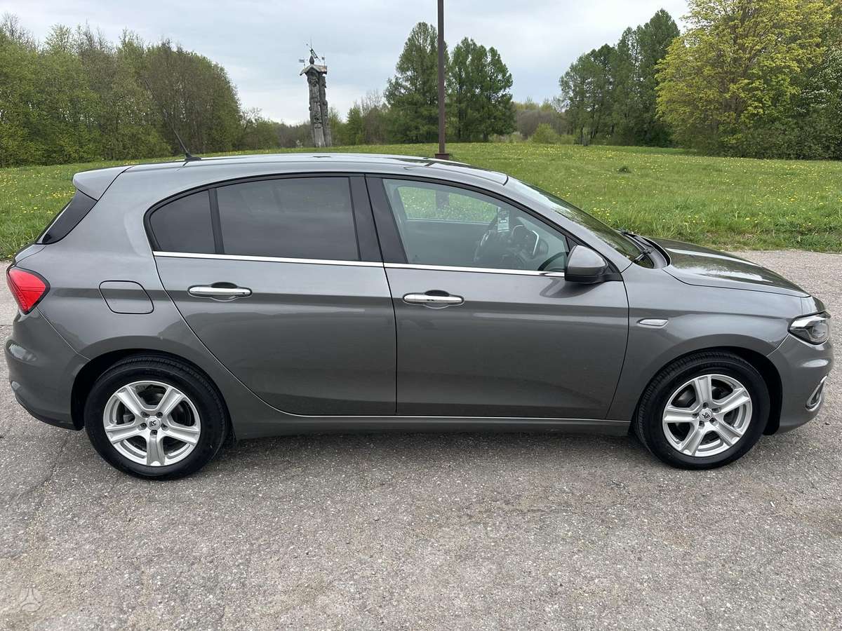Fiat Tipo, 1.6 l., hatchback