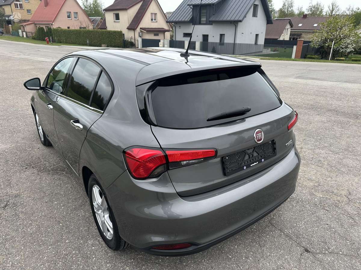 Fiat Tipo, 1.6 l., Хэтчбек