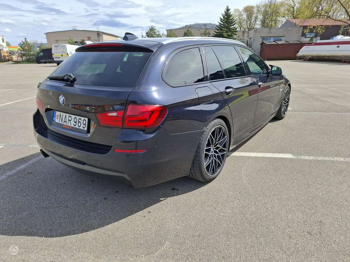 BMW 525, 2.0 l., Универсал