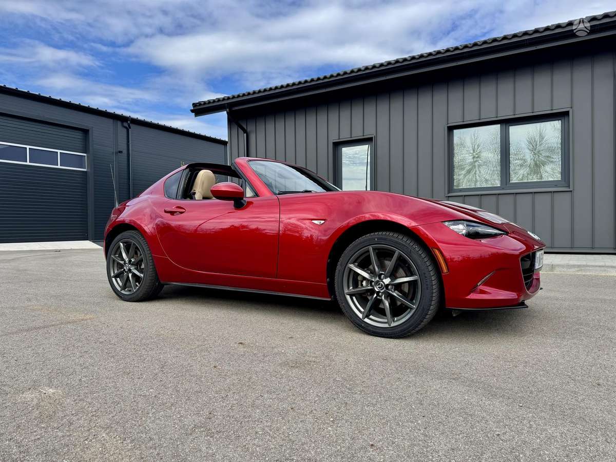 Mazda MX-5, 2.0 l., convertible