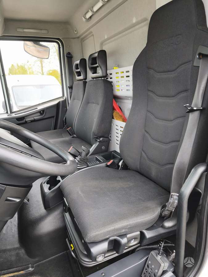 Iveco ML120E, box trucks / box vans