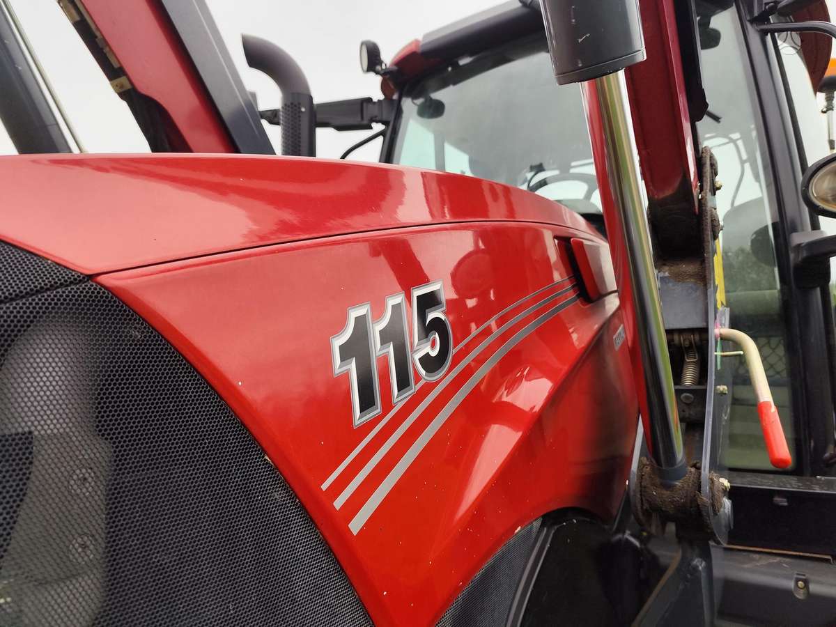 Case-IH Maxxum 115, tractors